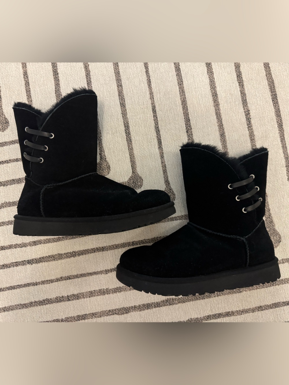 UGG Boots (Black)